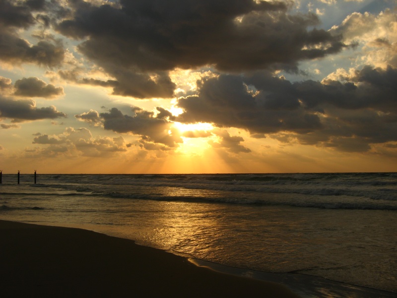 20080105-161258-Rishon-leZion-beach-sunset-C4320.jpg