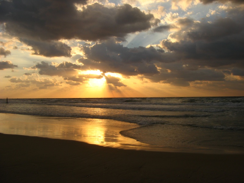 20080105-161438-Rishon-leZion-beach-sunset-C4329.jpg