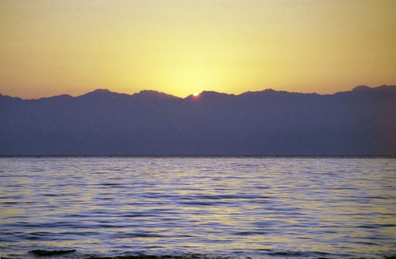 20000900-Sinai-sunset-Roni-AU303-09-tr.jpg