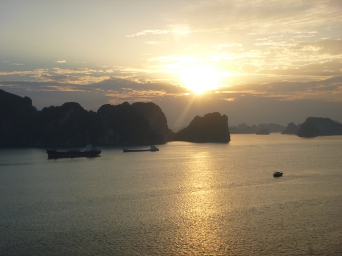 20141218-064454-Vietnam-Halong-Bay-PJ2804.JPG