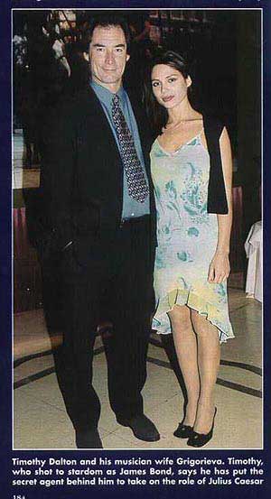 Timothy Dalton and Oksana Grigorieva in the Hallmark's party 27.04.2000