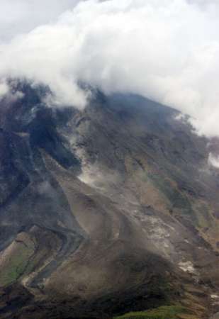 Vulco Mayon , 28 de Julho de 2001, Filipinas.