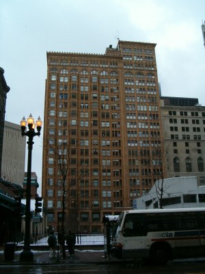 No es el edificio Monadnock, es el edificio     Fischer.
