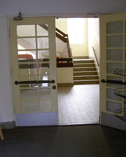 [Foyer of Jekerstraat school]