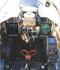 Foto nmero 2: Cockpit Mig-29 SMT peruano