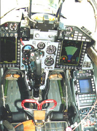 Foto nmero 3.Cockpit Mig-29 SMT peruano