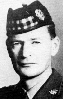 officer of the Cape Town Highlanders wearing a glengarry bonnet
