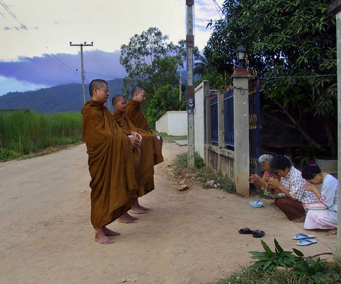 06-monks-bless