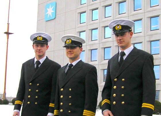Three sons shipofficers