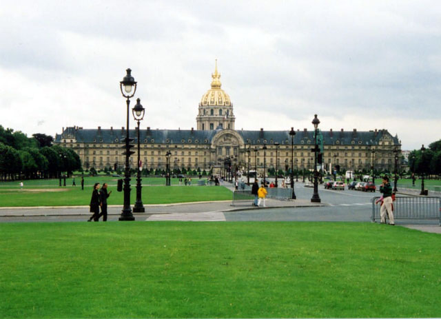 Esplanade des Invalides