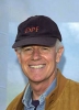 photo Mike Farrell (voz)