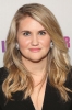 photo Jillian Bell