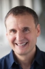 photo Phil Rosenthal (voz)