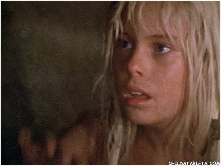 Filmogallery of Nicole Eggert-The Clan of the Cave Bear-Picture Gallery